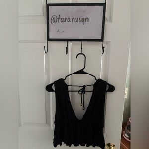 Free people low cut top